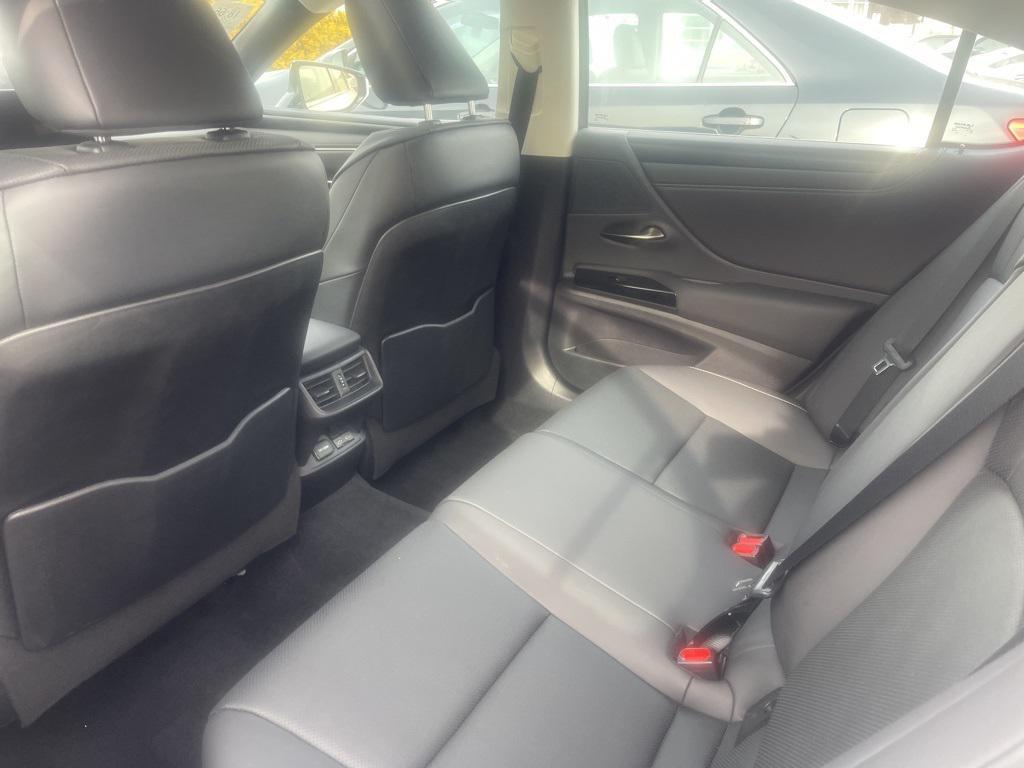 used 2023 Lexus ES 350 car, priced at $40,500