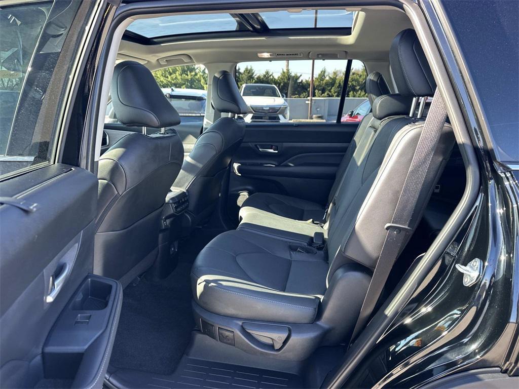 used 2025 Toyota Grand Highlander car, priced at $51,985