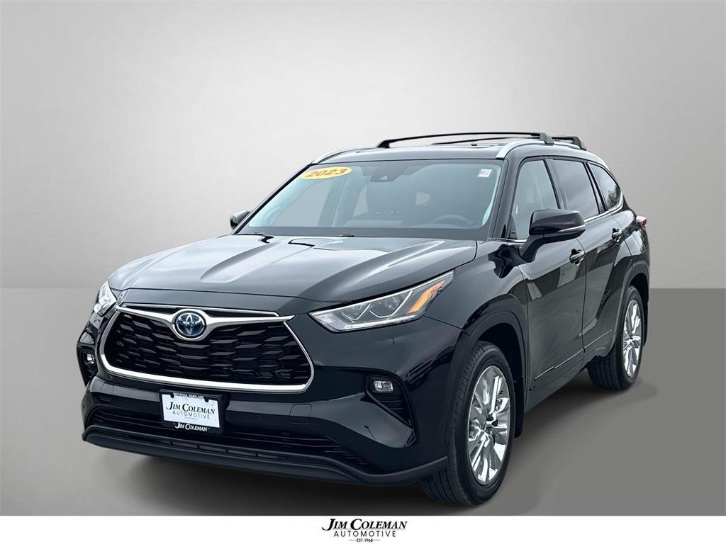 used 2023 Toyota Highlander Hybrid car, priced at $46,750