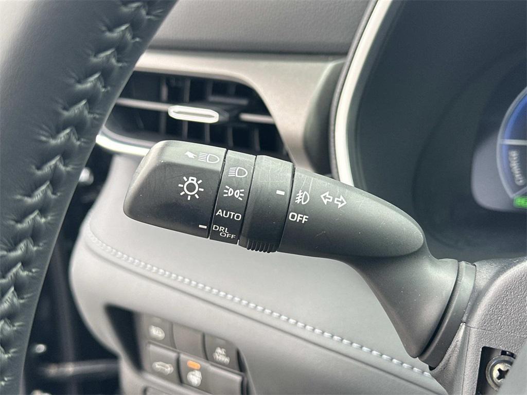 used 2023 Toyota Highlander Hybrid car, priced at $45,750