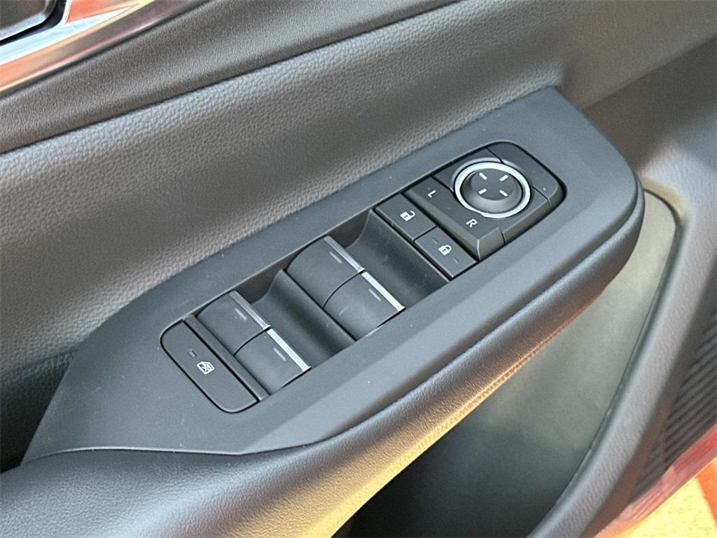 new 2026 Toyota Prius Plug-In Hybrid car, priced at $44,704