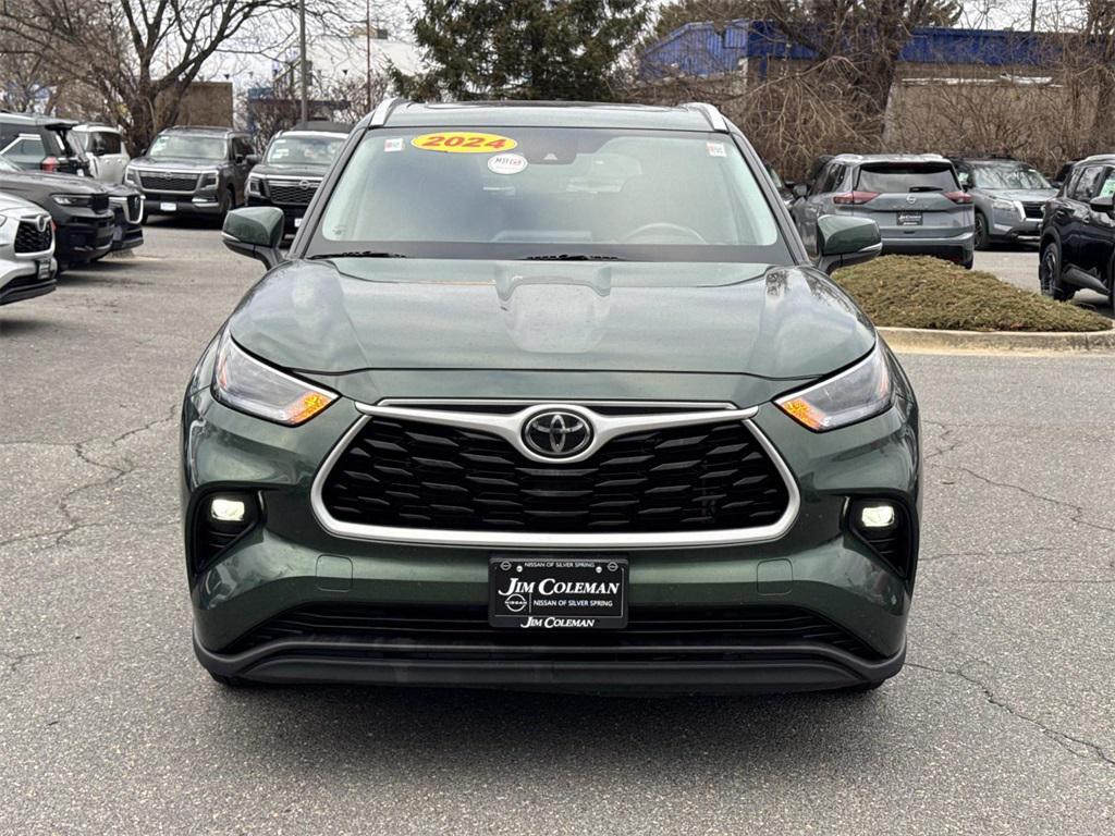 used 2024 Toyota Highlander car, priced at $36,000