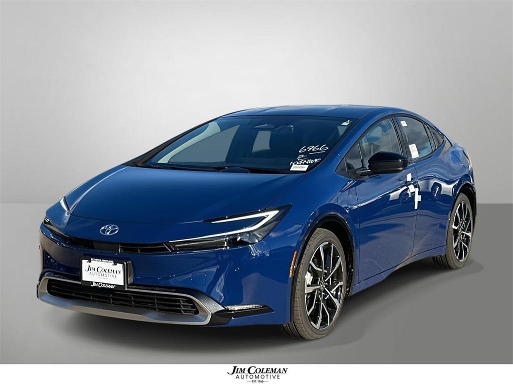 new 2026 Toyota Prius Plug-In Hybrid car, priced at $39,424