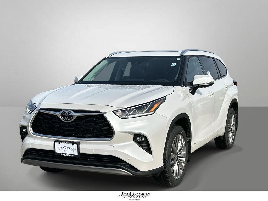 new 2026 Toyota Highlander Hybrid car, priced at $57,333