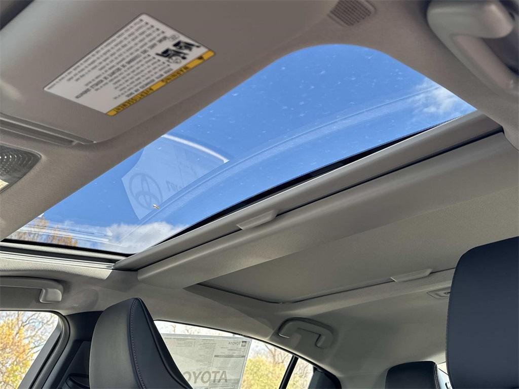 new 2026 Toyota Prius Plug-In Hybrid car, priced at $40,424