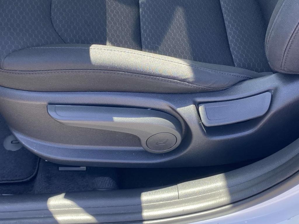 2019 Quartz White Hyundai ELANTRA