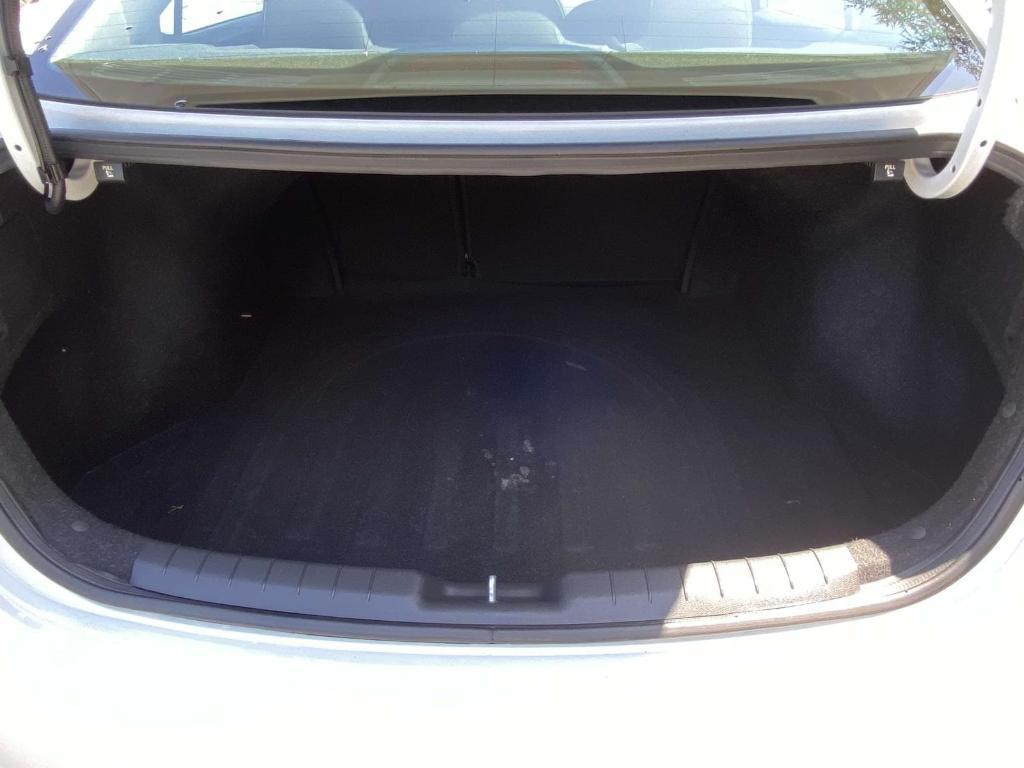 2019 Quartz White Hyundai ELANTRA