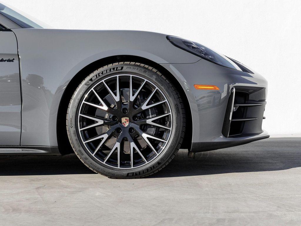 new 2026 Porsche Panamera car, priced at $156,560