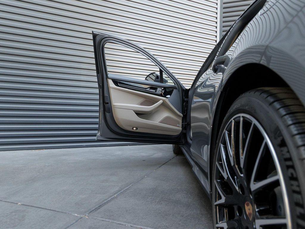 new 2026 Porsche Panamera car, priced at $156,560