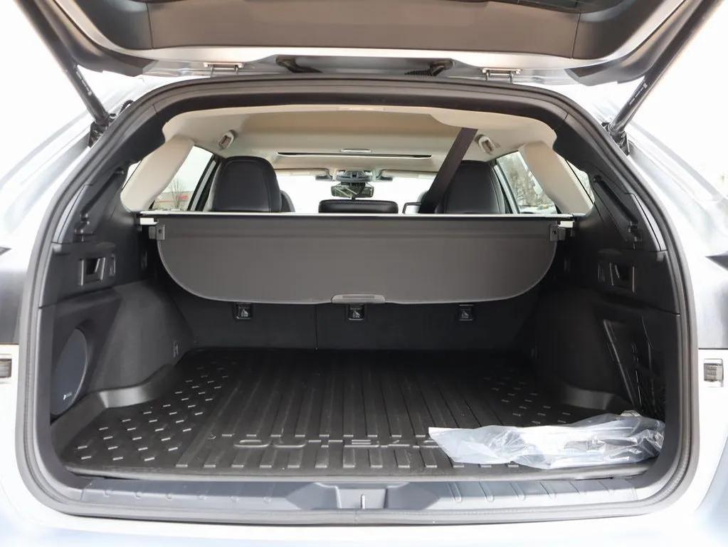 used 2023 Subaru Outback car, priced at $29,998