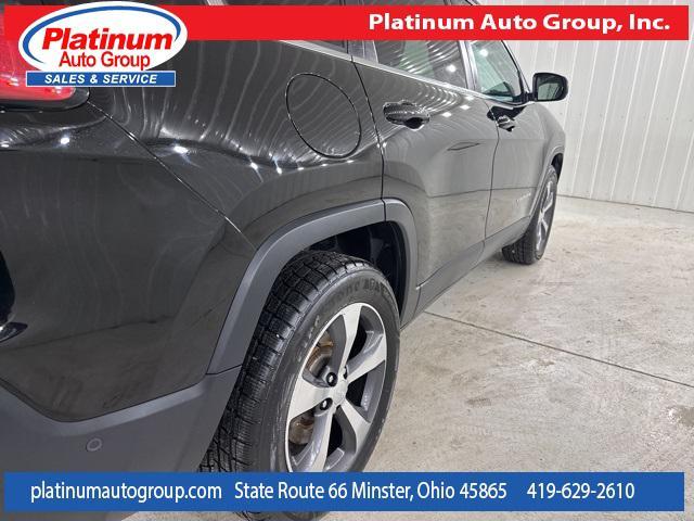 used 2019 Jeep Cherokee car, priced at $14,000