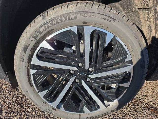 new 2026 Chevrolet Equinox car, priced at $38,512