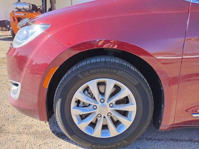 used 2018 Chrysler Pacifica car, priced at $13,257