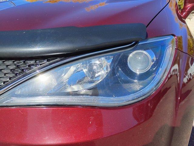 used 2018 Chrysler Pacifica car, priced at $13,257