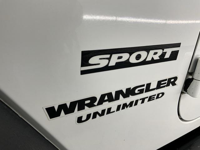 used 2013 Jeep Wrangler Unlimited car, priced at $13,500