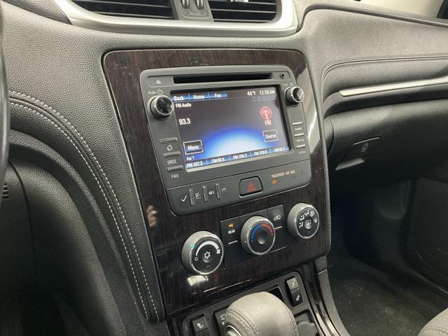 used 2015 Chevrolet Traverse car, priced at $11,750