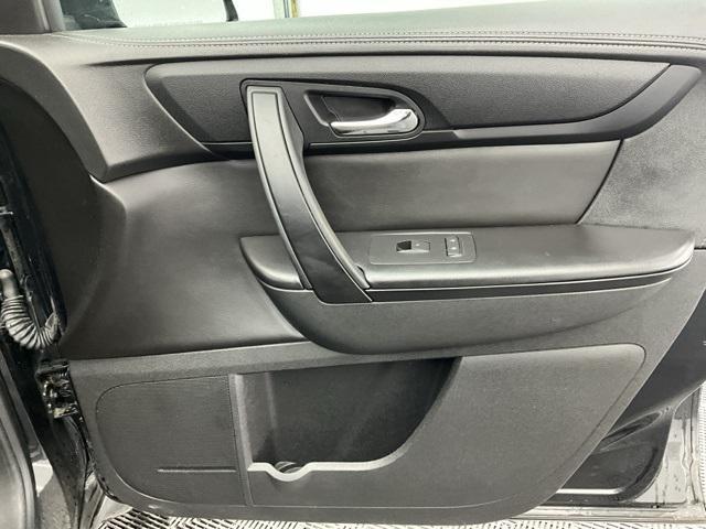 used 2015 Chevrolet Traverse car, priced at $11,750