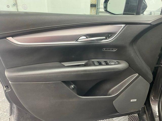 used 2019 Cadillac XT5 car, priced at $20,000