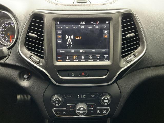 used 2019 Jeep Cherokee car, priced at $17,500