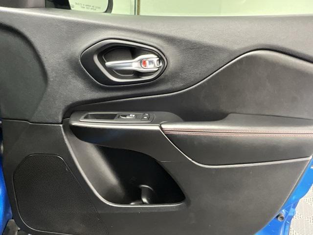 used 2019 Jeep Cherokee car, priced at $17,500