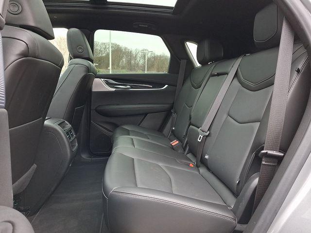 used 2025 Cadillac XT5 car, priced at $39,500