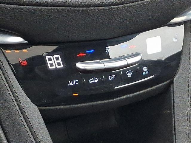 used 2022 Cadillac XT5 car, priced at $24,000