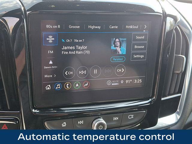 used 2023 Chevrolet Traverse car, priced at $32,000