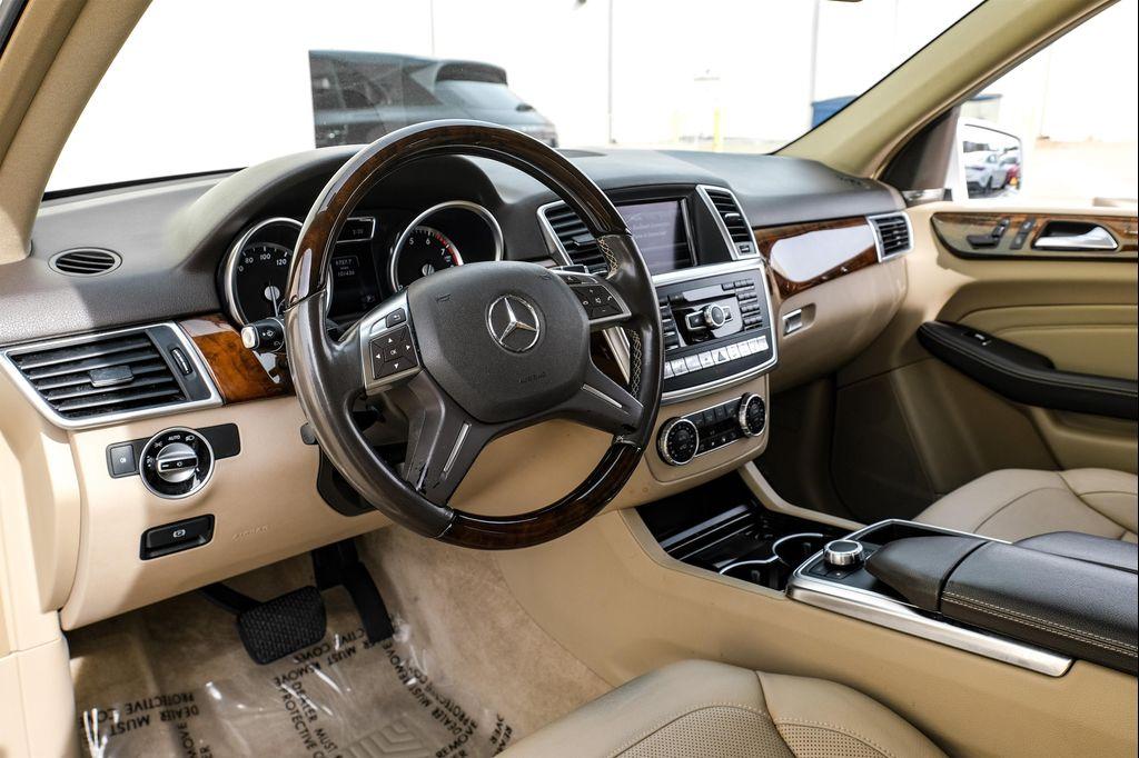 used 2015 Mercedes-Benz M-Class car, priced at $13,499