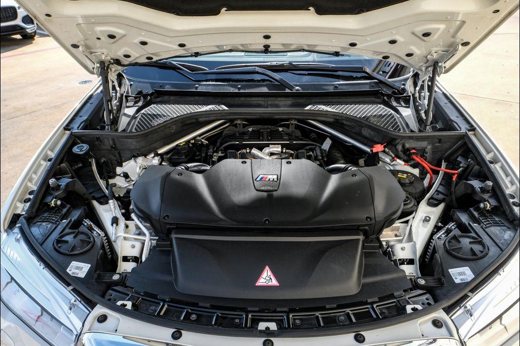 BMW X5 M view 67