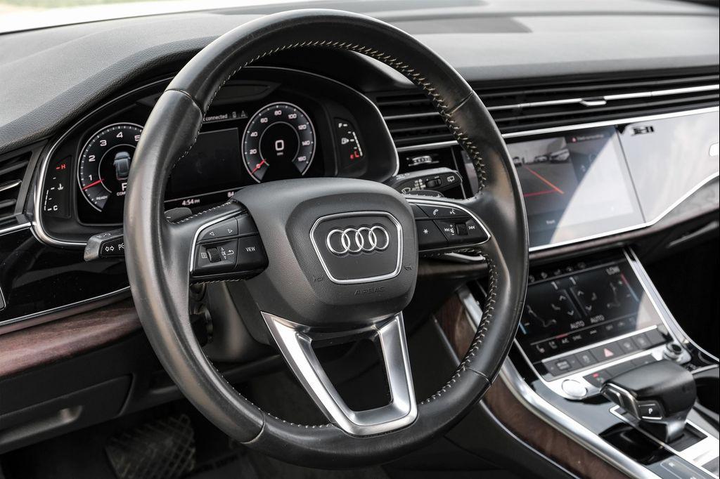 2019 Glacier White Metallic Audi Q8