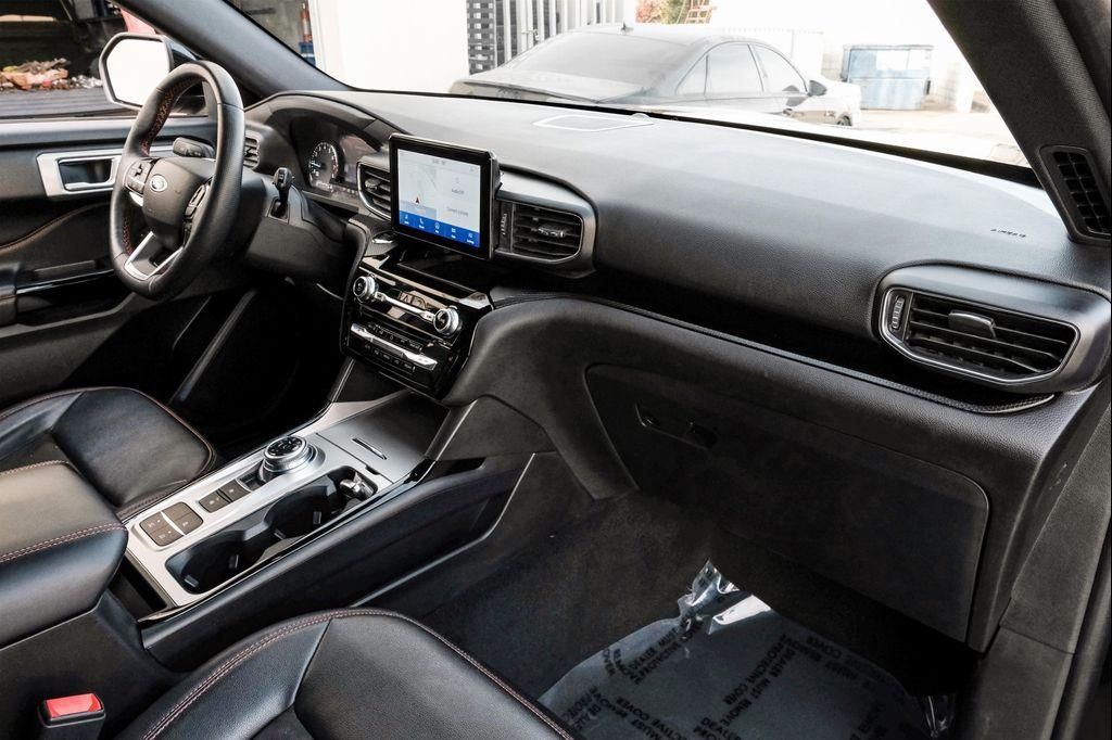 used 2022 Ford Explorer car, priced at $20,995