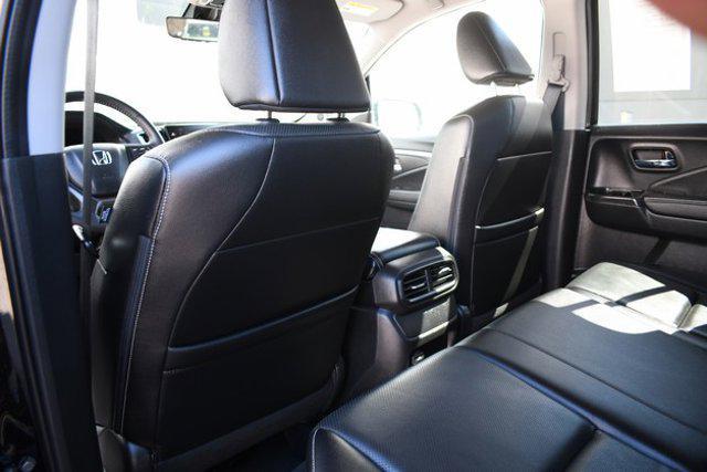 used 2025 Honda Ridgeline car, priced at $35,498