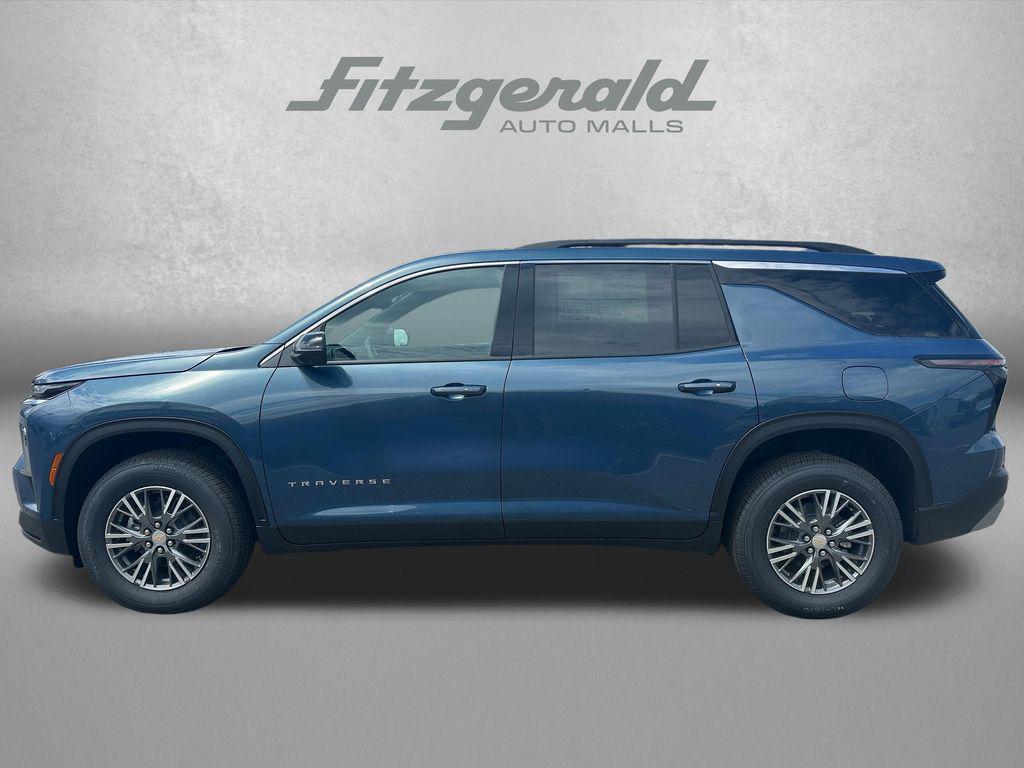 new 2026 Chevrolet Traverse car, priced at $44,740