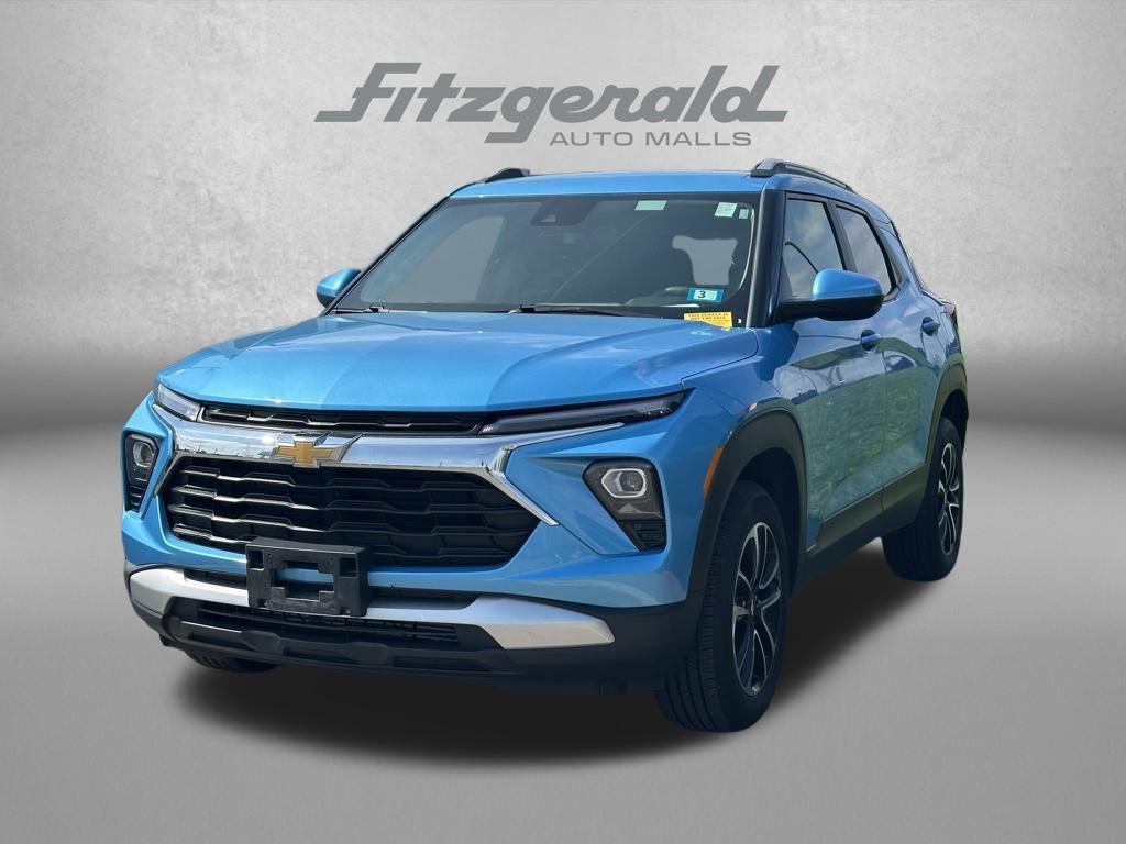 used 2025 Chevrolet TrailBlazer car, priced at $25,776