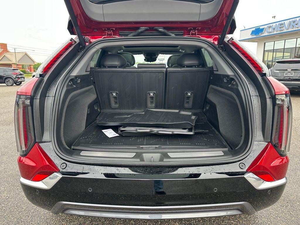 new 2026 Cadillac OPTIQ car, priced at $55,895