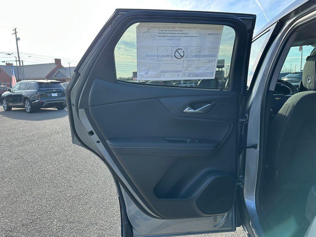 new 2026 Chevrolet Blazer car, priced at $39,295