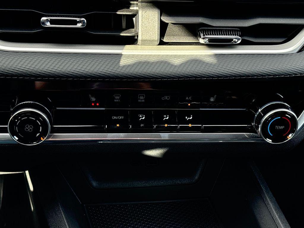 new 2026 Chevrolet Equinox car, priced at $31,440