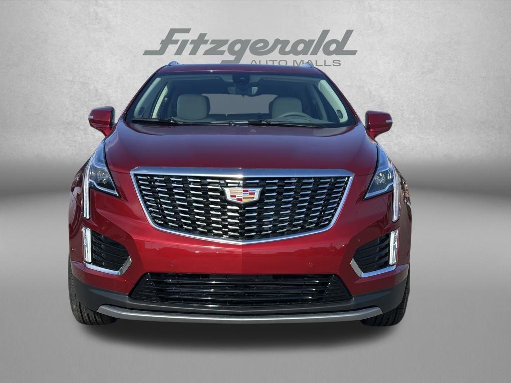 new 2026 Cadillac XT5 car, priced at $58,015