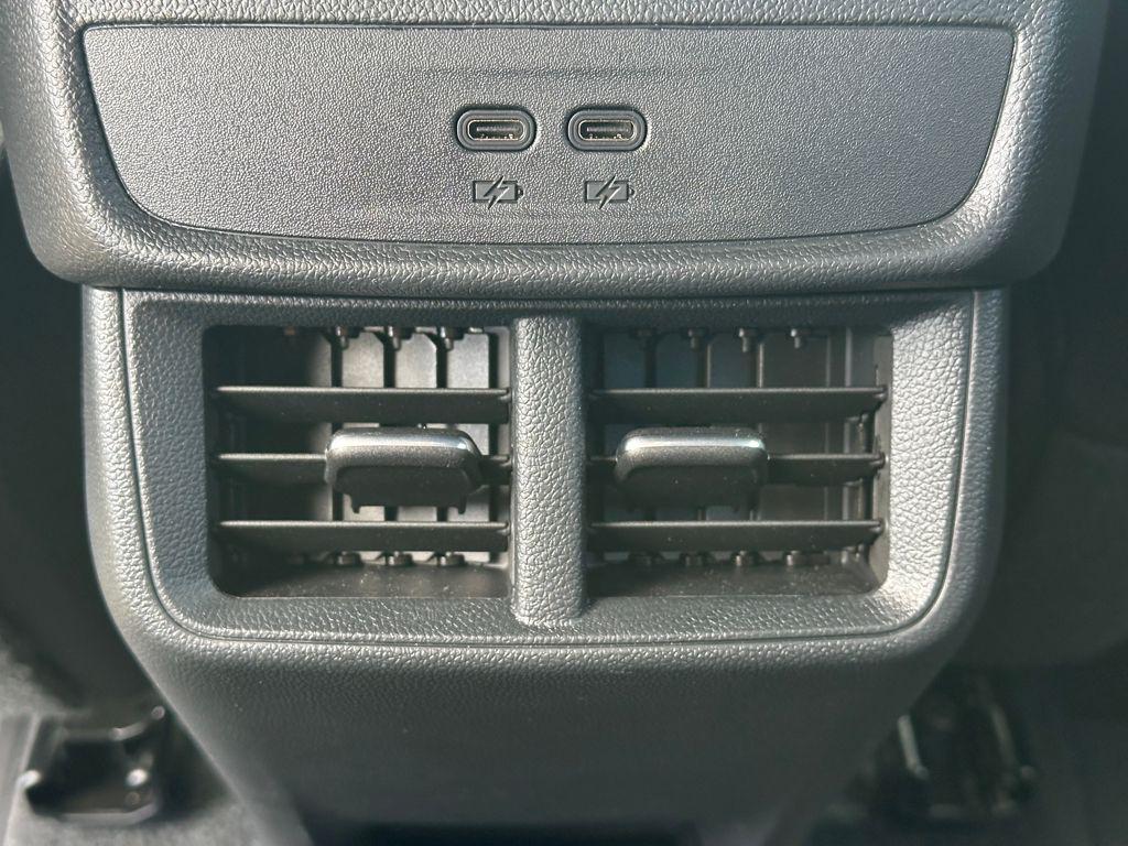 new 2026 Chevrolet Equinox car, priced at $31,964