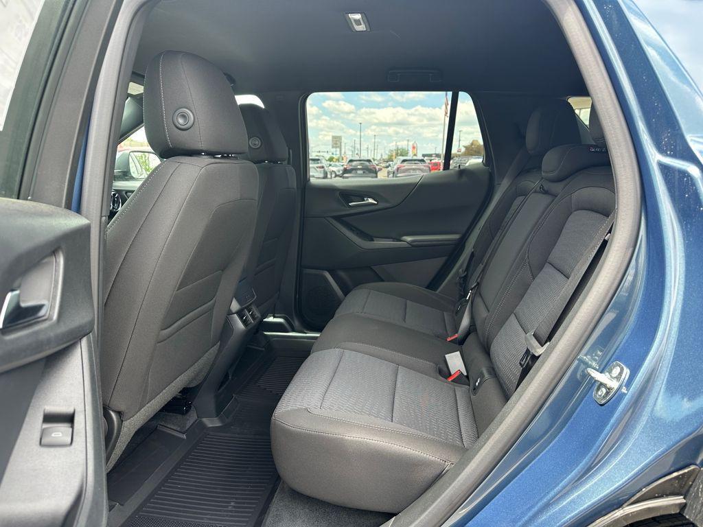 new 2026 Chevrolet Equinox car, priced at $31,964
