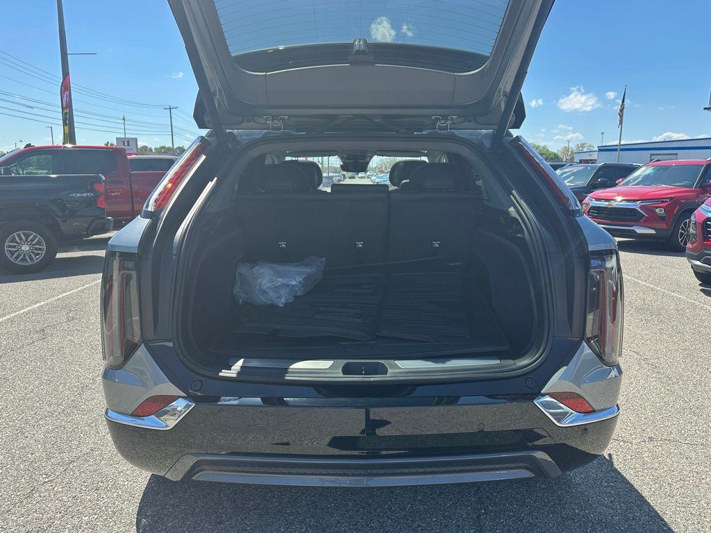 new 2026 Cadillac OPTIQ car, priced at $57,295