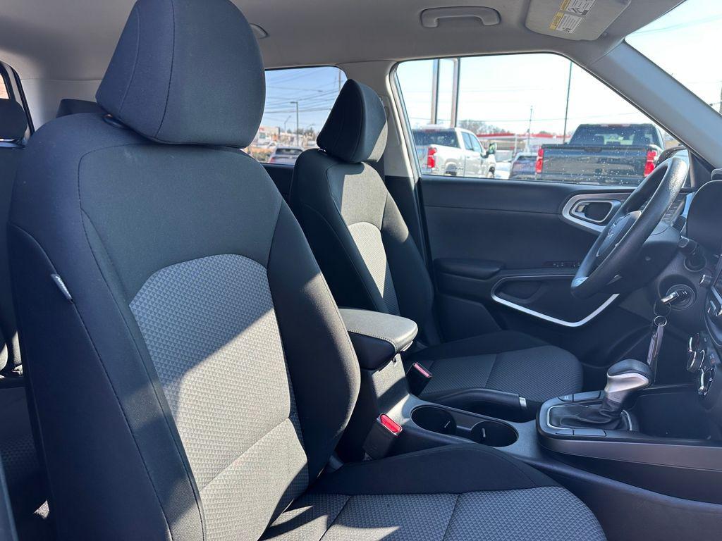 used 2023 Kia Soul car, priced at $17,276