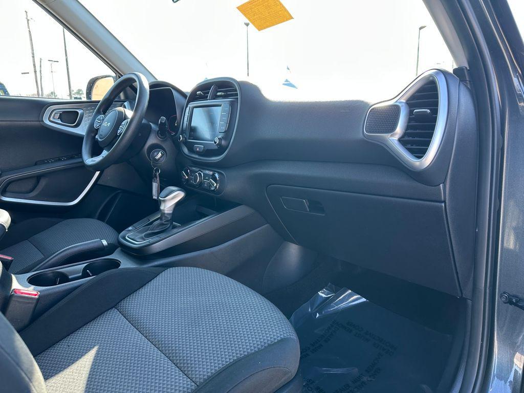used 2023 Kia Soul car, priced at $17,276