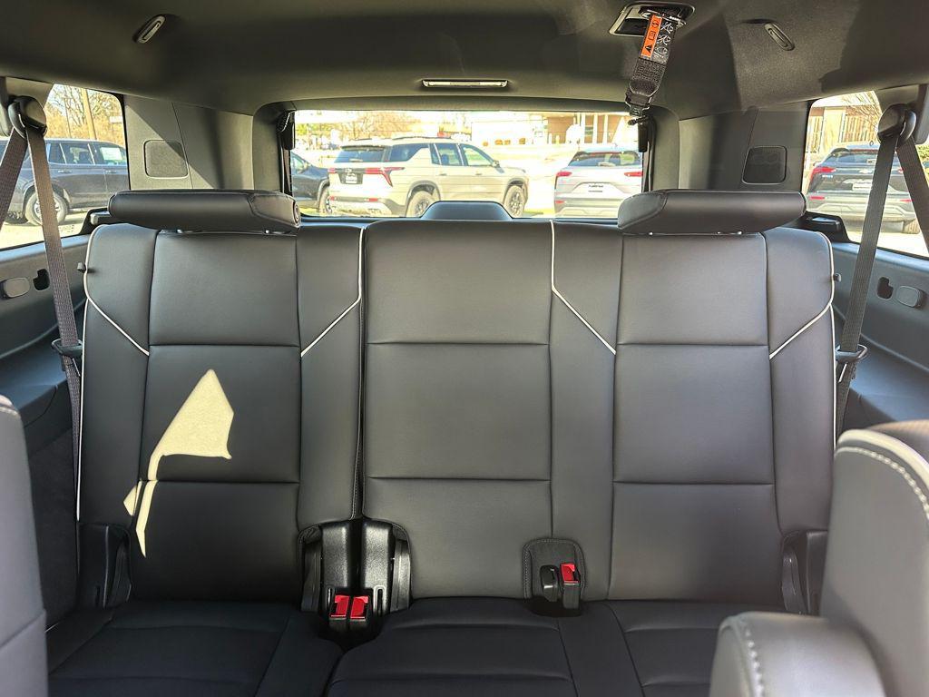 new 2026 Cadillac Escalade ESV car, priced at $118,279