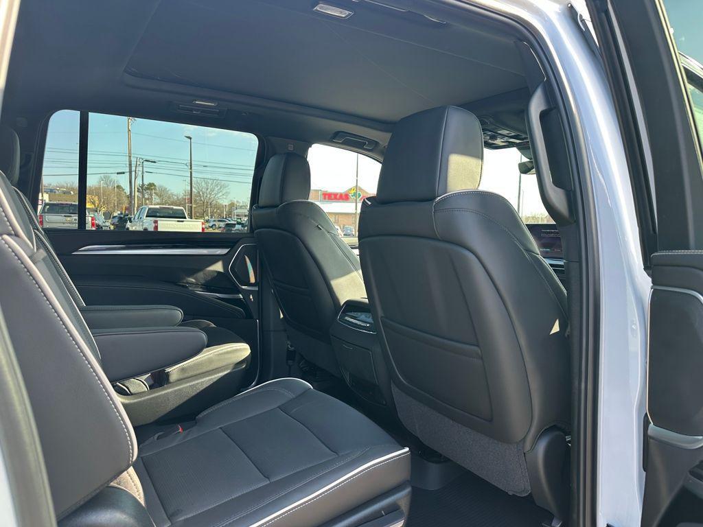 new 2026 Cadillac Escalade ESV car, priced at $118,279