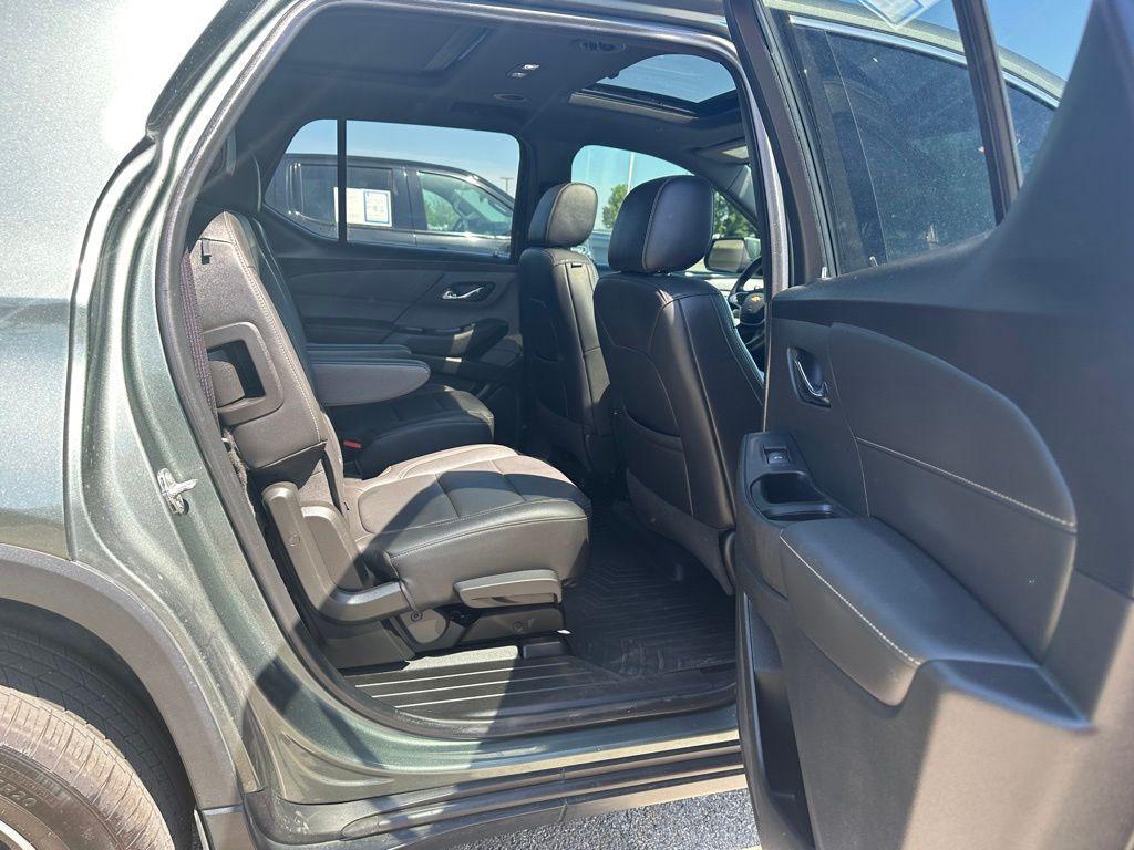 used 2022 Chevrolet Traverse car, priced at $28,776
