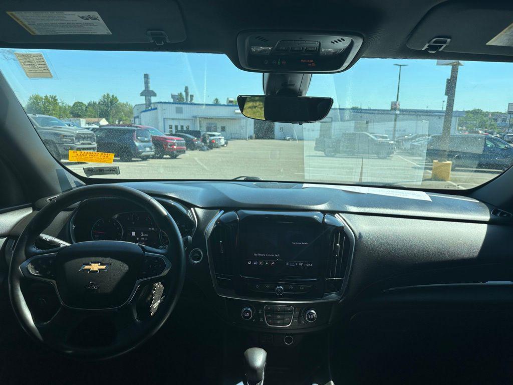 used 2022 Chevrolet Traverse car, priced at $28,776