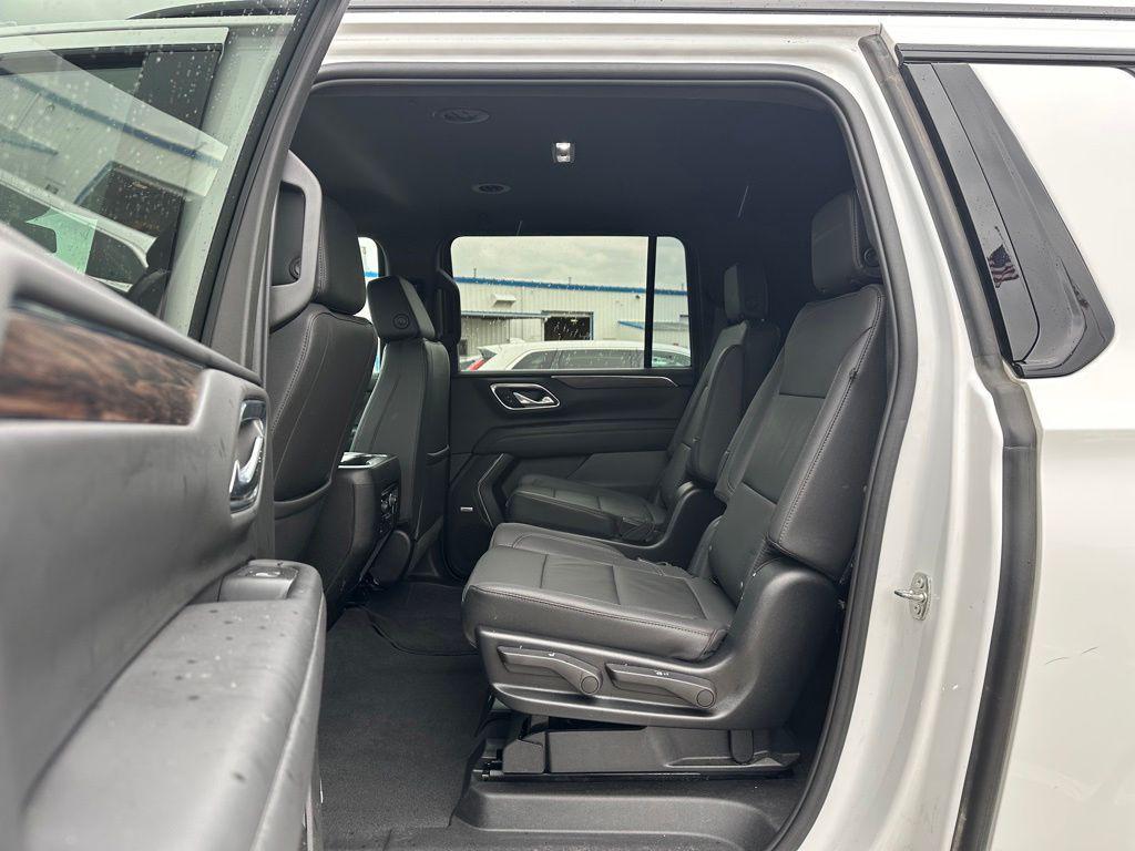 used 2023 Chevrolet Suburban car, priced at $43,776