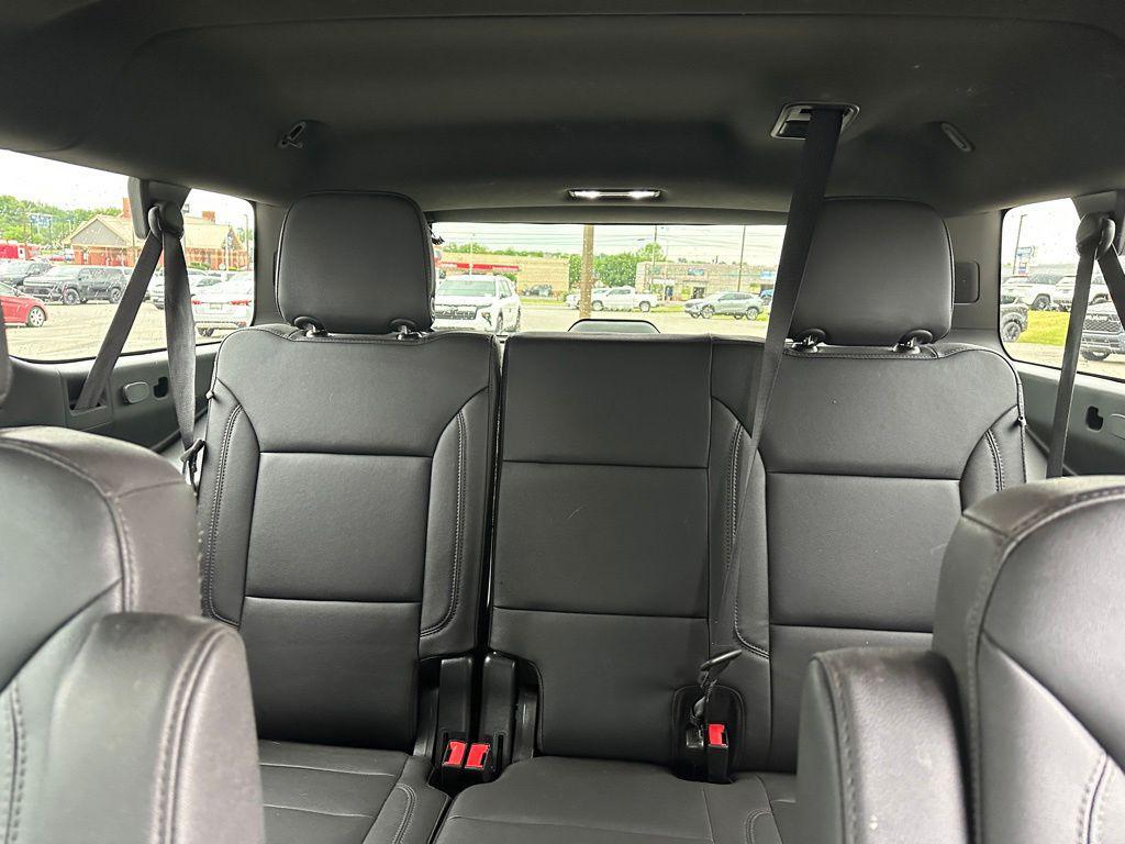 used 2023 Chevrolet Suburban car, priced at $43,776