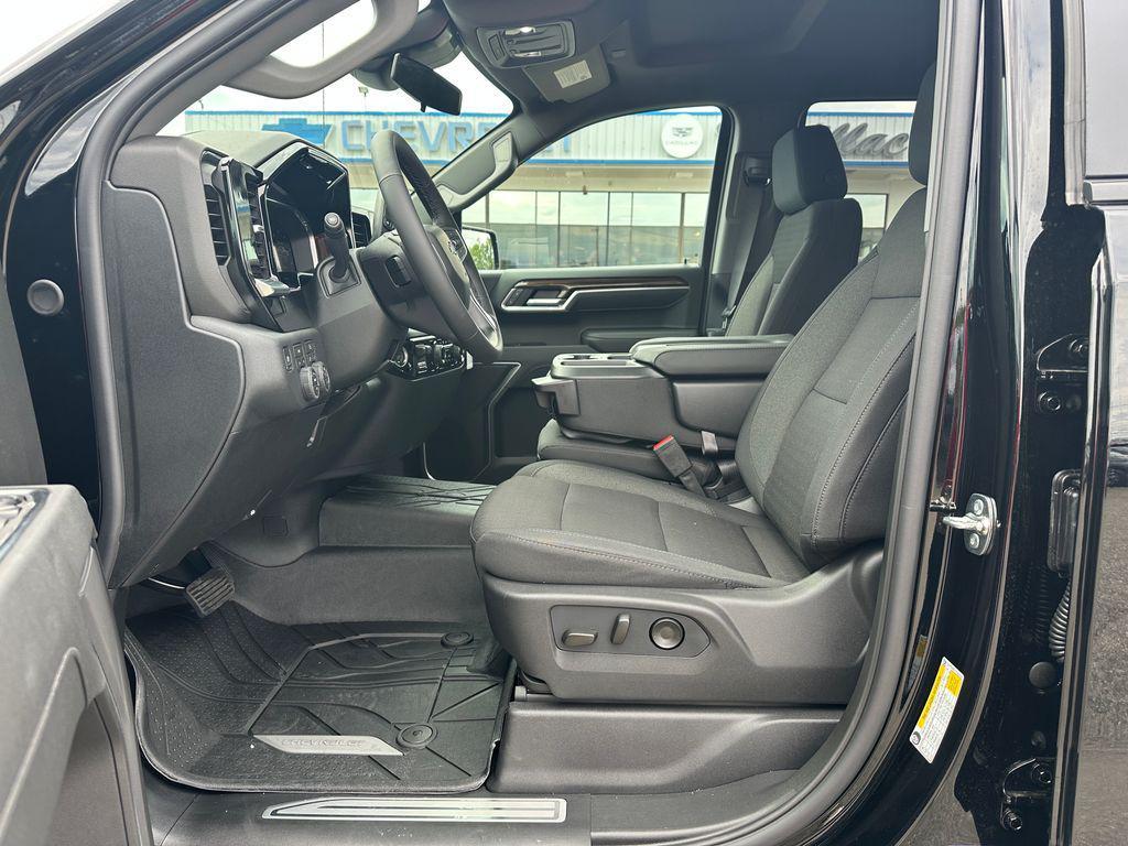 new 2026 Chevrolet Silverado 1500 car, priced at $48,686